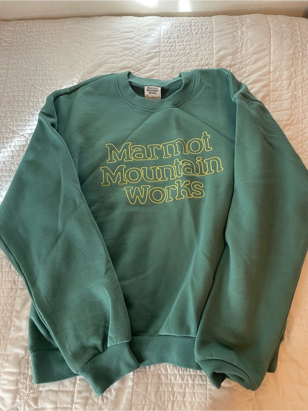 Marmot Green Crewneck Sweatshirt with Yellow Logo